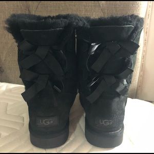 Ugg Bailey Bow Suede Boots 1016225 Black Size 8
